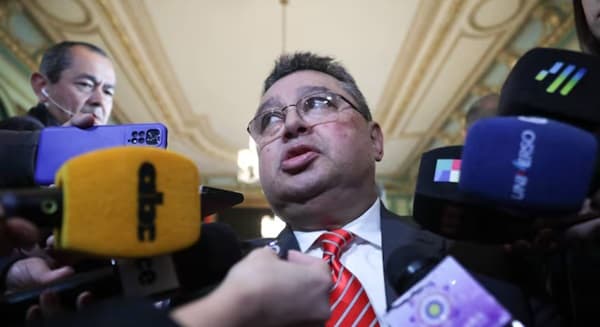 Leite cuestiona informe de EE.UU. sobre Paraguay