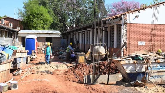 Retraso de obras posterga clases en el CTN