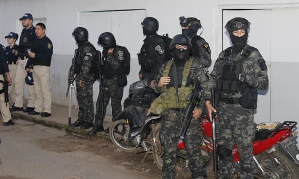 Megaoperativo en Chacarita contra pandillas armadas