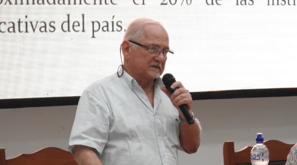 Fundación cancela acto por libro sobre hegemonía colorada