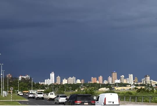Lluvias y tormentas marcan el inicio de la semana
