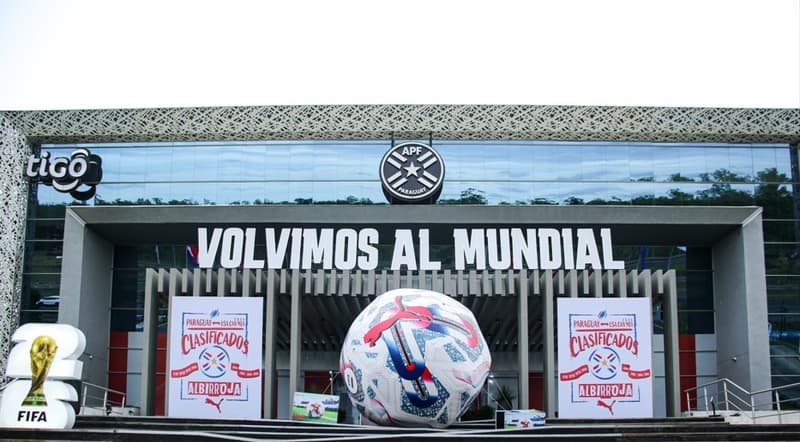 Viajar al Mundial para alentar a la Albirroja costará casi G. 100 millones