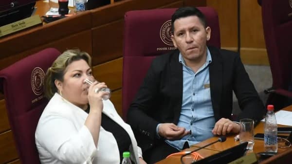 Chaqueñito vota por su propia suspensión de 60 días