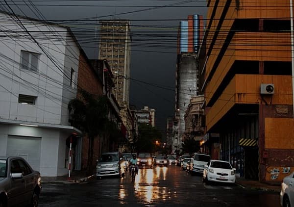 Se acerca sistema de tormentas al sur del país