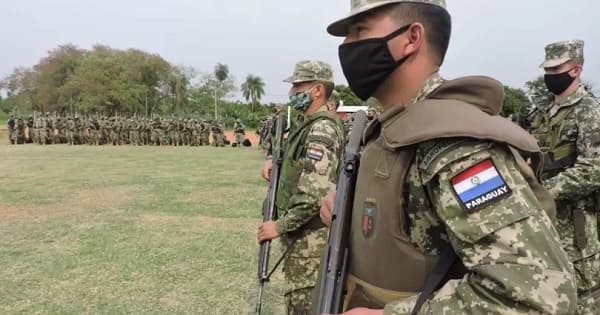 Peña impulsa relevo en mandos clave de las Fuerzas Armadas