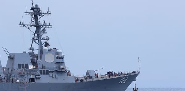 EE.UU. ataca y destruye barco venezolano con drogas