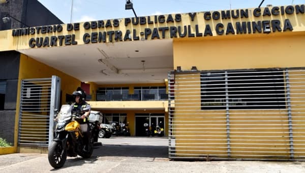 Contraloría insta a denunciar irregularidades en la Patrulla Caminera