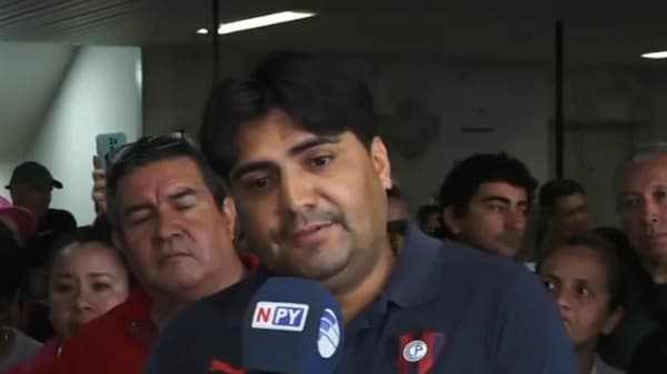 Funcionarios de Asunción exigen a Bello pago de cuatro meses de deuda