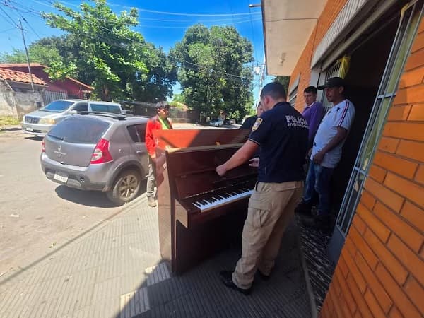 Recuperan piano patrimonial del MEC ofertado en redes sociales