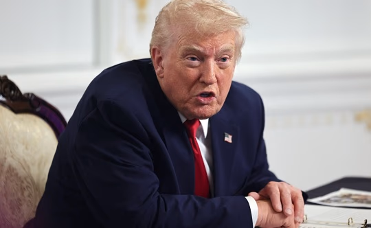 Trump ordena pausa de cinco días en ataques contra Irán