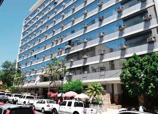 Ejecutivo aprueba ampliaciones presupuestarias para IPS y MOPC