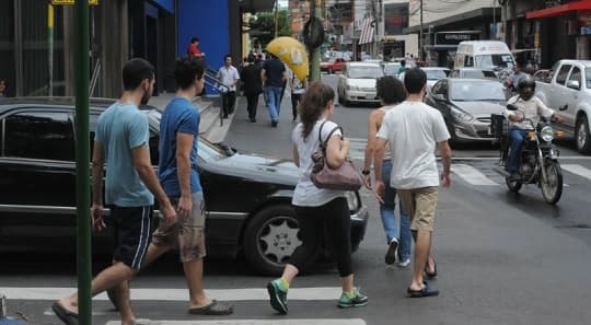 En el tránsito, los peatones tienen la prioridad: PMT aclara dudas sobre la convivencia vial