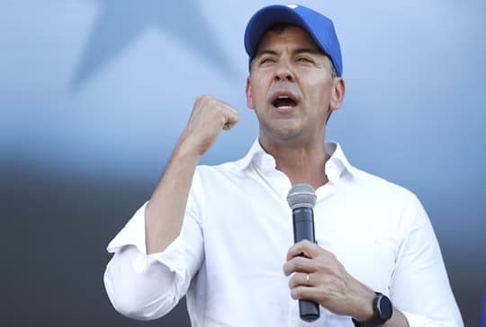 Peña ve necesario declarar feriado el 26 de diciembre o el 2 de enero para potenciar el turismo