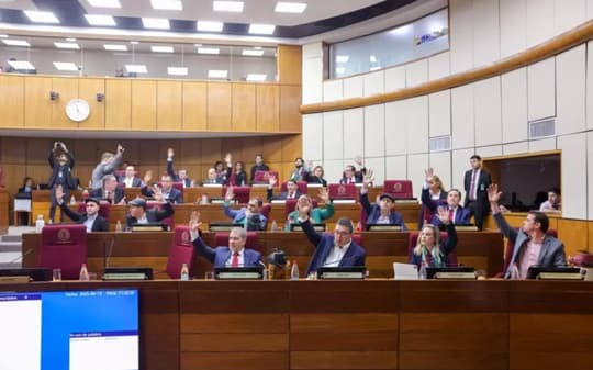 Senado aprueba el PGN 2026 y devuelve el documento a Diputados