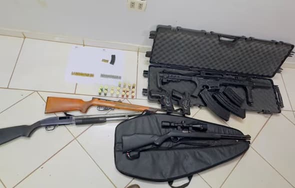 Allanamientos en Tava’í: incautan arsenal familiar