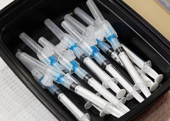 Argentina prohíbe medicamento fabricado en Paraguay