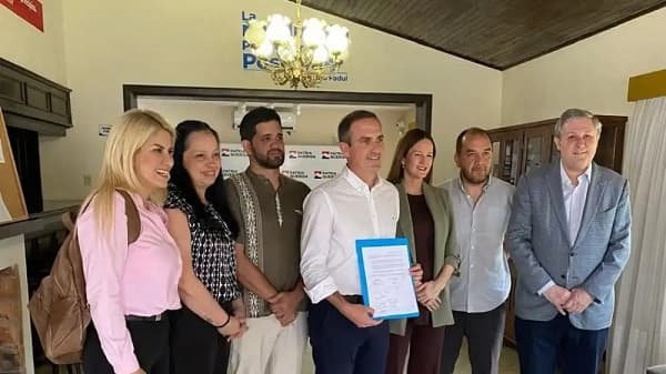 Oposición acuerda candidatura única en Asunción 2026