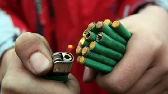 Pirotecnia y niños: médicos alertan sobre quemaduras, golpes y daños auditivos