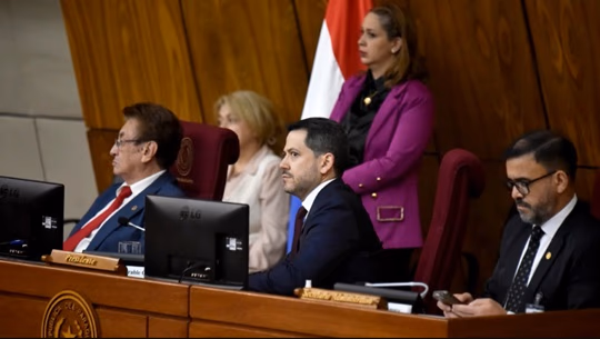 Raúl Latorre sumó 778 funcionarios en la Cámara de Diputados