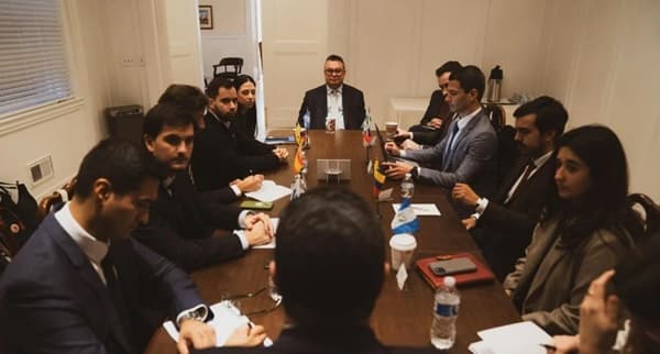 Seguridad jurídica: Leite cuestiona a la justicia y Peña habla de su lucha anticorrupción