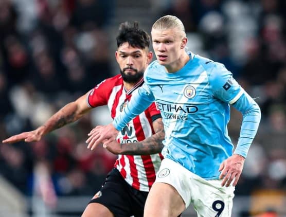 Sunderland frena al Manchester City con un gran partido de Omar Alderete