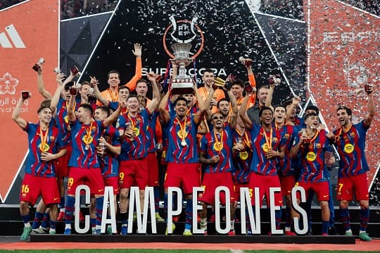 Barcelona derrotó al Real Madrid y conquistó la Supercopa de España