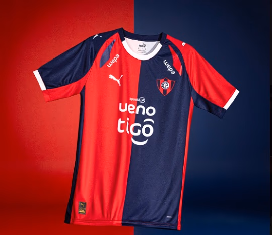 Cerro Porteño presentó su camiseta oficial
