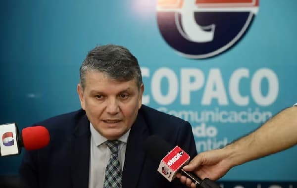 Titular de Copaco queda hospitalizado tras accidente en motocicleta