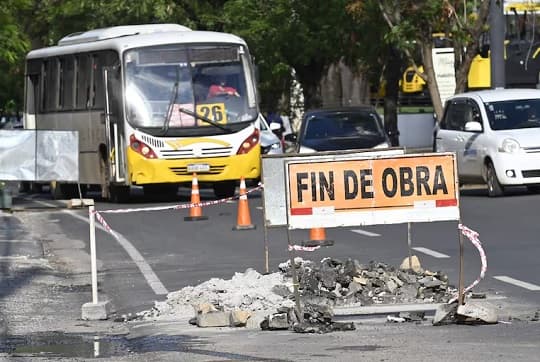 Avenida Mariscal López: rompen nuevo asfaltado