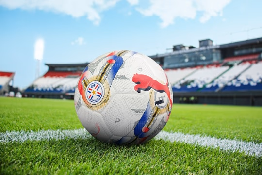 Fútbol internacional y local en agenda