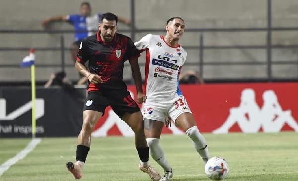 Empate amargo para Nacional en su lucha por la punta