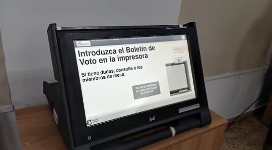 TSJE presenta resultados de auditoría a máquinas de votación
