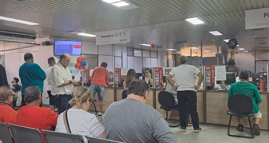 Denuncian demoras y trato desigual en licencias en Asunción