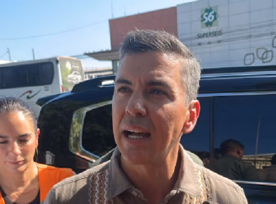 Peña se refiere al pasaje, salario mínimo y deuda farmacéutica