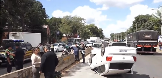 Estudiante de la UNA muere atropellada en ruta PY02